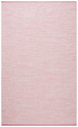 Safavieh Montauk 4'-0" x 6'-0" Rug in Pink / Fuchsia