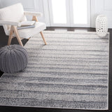 Safavieh Carnegie 4'-0" x 6'-0" Rug in Ivory / Grey