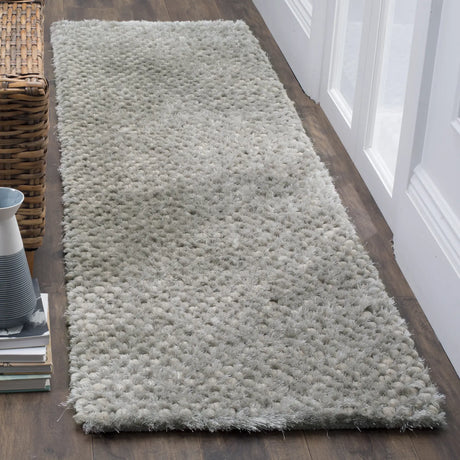 Safavieh Sg-Sts-Saint Tropez Shag 2'-3" x 8'-0" Rug in Silver