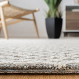 Safavieh Micro-Loop 4'-0" x 6'-0" Rug in Grey / Ivory