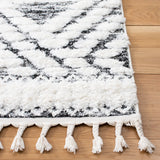 Safavieh Moroccan Tassel Shag 4'-0" x 6'-0" Rug in Ivory / Grey