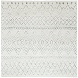 Safavieh Madison 700 6'-7" x 6'-7" Rug in Ivory / Charcoal