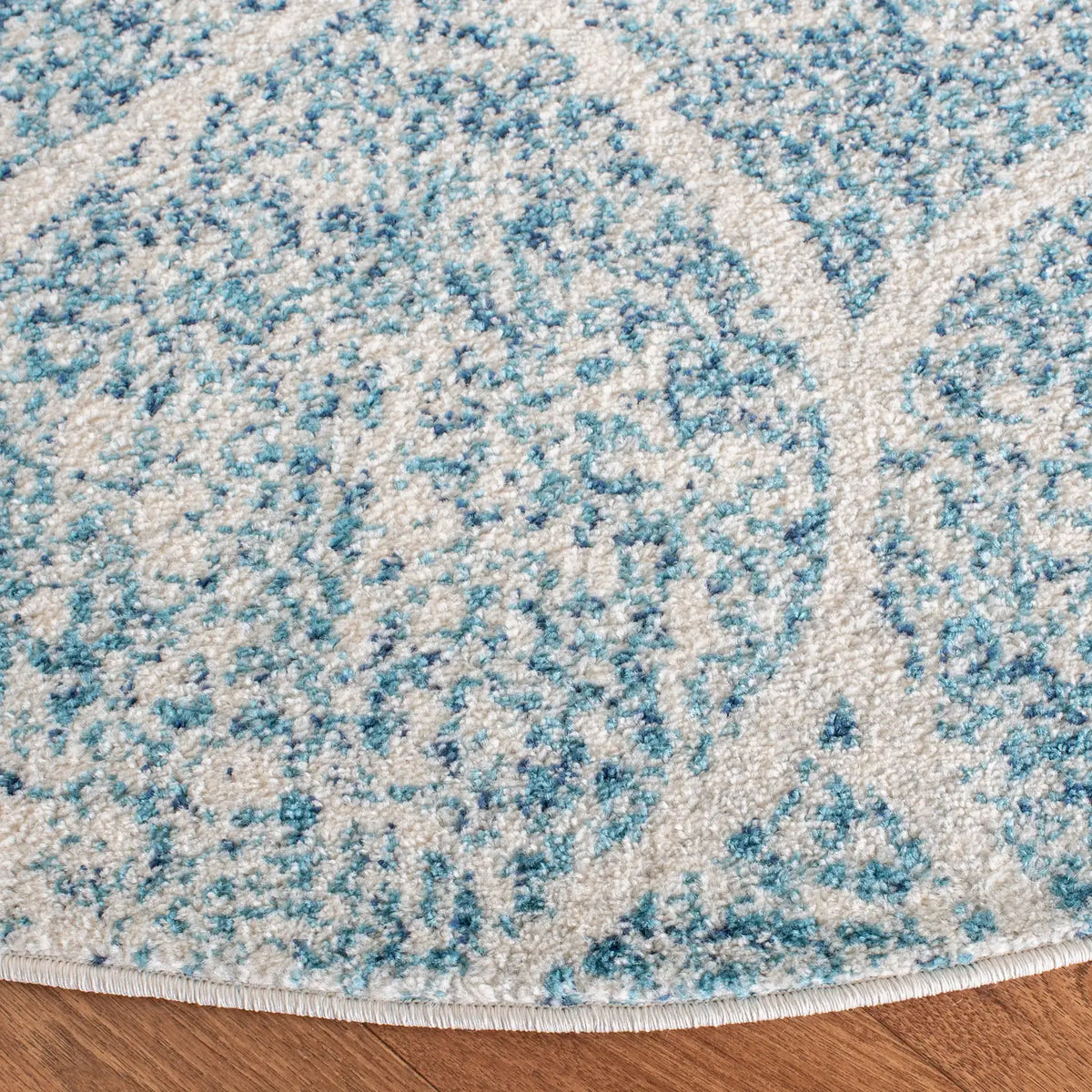 Safavieh Madison 5'-3" x 5'-3" Rug in Cream / Turquoise