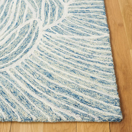 Safavieh Metro 4'-0" x 6'-0" Rug in Blue / Ivory