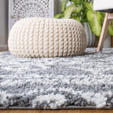 Safavieh Parma Shag 4'-0" x 6'-0" Rug in Charcoal / Ivory