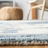 Safavieh Aspen 4'-0" x 6'-0" Rug in Navy / Ivory