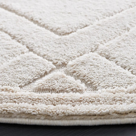Safavieh Marrakesh 6'-7" x 6'-7" Rug in Ivory / Beige