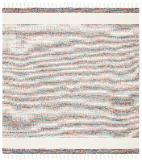 Safavieh Montauk 6'-0" x 6'-0" Rug in Beige / Blue