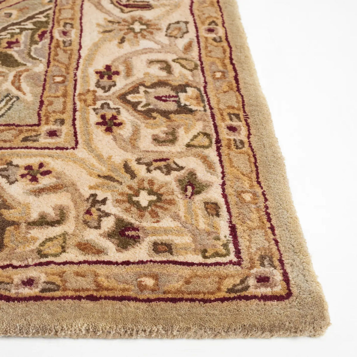 Safavieh Persian Legend 4'-0" x 6'-0" Rug in Light Green / Beige