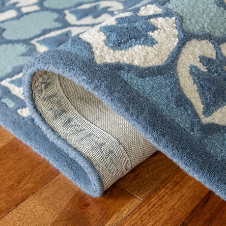 Safavieh Bellagio 5'-0" x 8'-0" Rug in Ivory / Blue