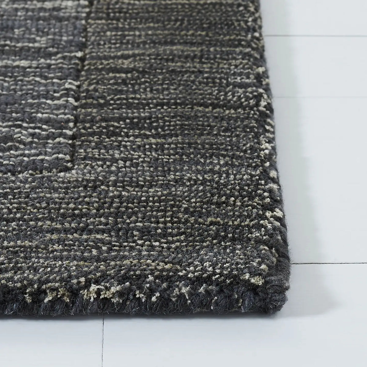 Safavieh Impressions 4'-0" x 6'-0" Rug in Charcoal / Blue