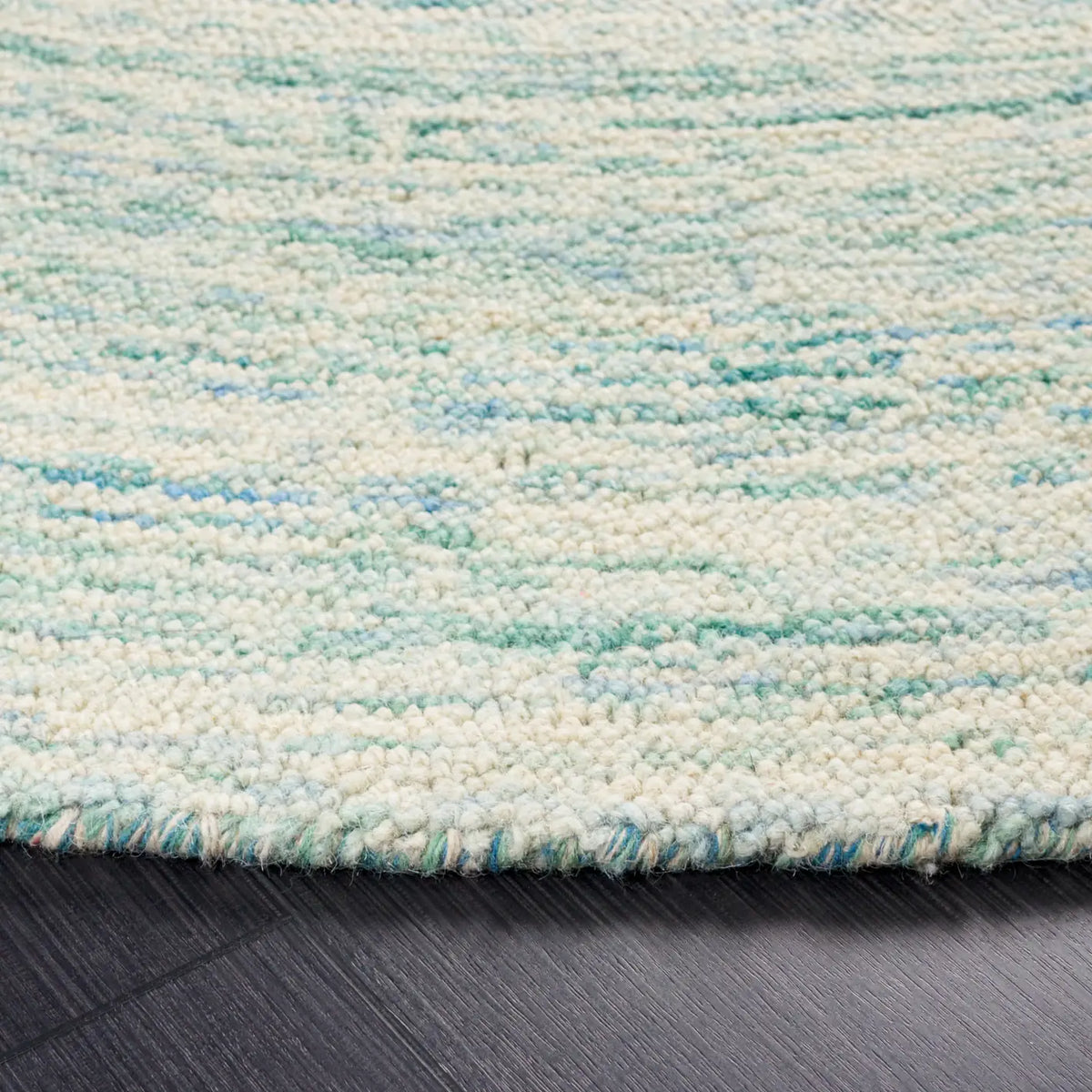 Safavieh Ikat 6'-0" x 6'-0" Rug in Ivory / Blue