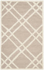 Safavieh Cambridge 2'-0" x 3'-0" Rug in Beige / Ivory