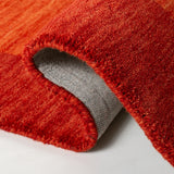 Safavieh Himalaya 4'-0" x 6'-0" Rug in Red