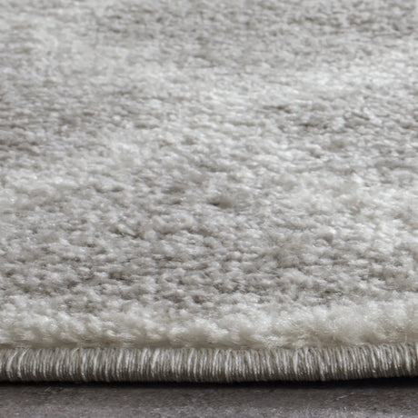 Safavieh Adirondack 2'-6" x 12'-0" Rug in Silver / Ivory