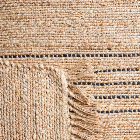 Safavieh Natural Fiber 4'-0" x 6'-0" Rug in Black / Natural