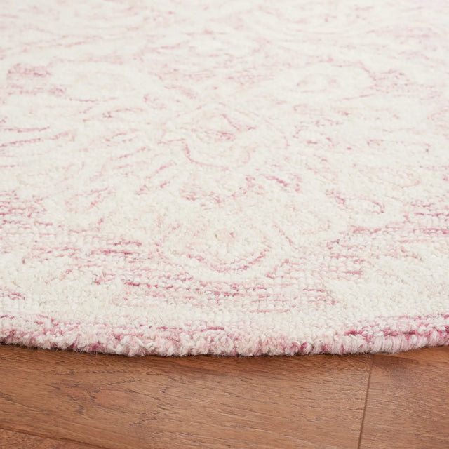 Safavieh Blossom 6'-0" x 6'-0" Rug in Pink / Ivory