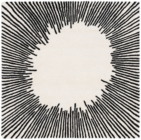 Safavieh Fifth Avenue 5'-0" x 5'-0" Rug in Ivory / Black