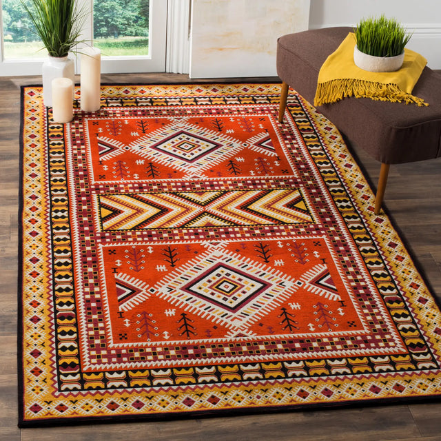 Safavieh Classic Vintage 4'-0" x 6'-0" Rug in Orange / Gold