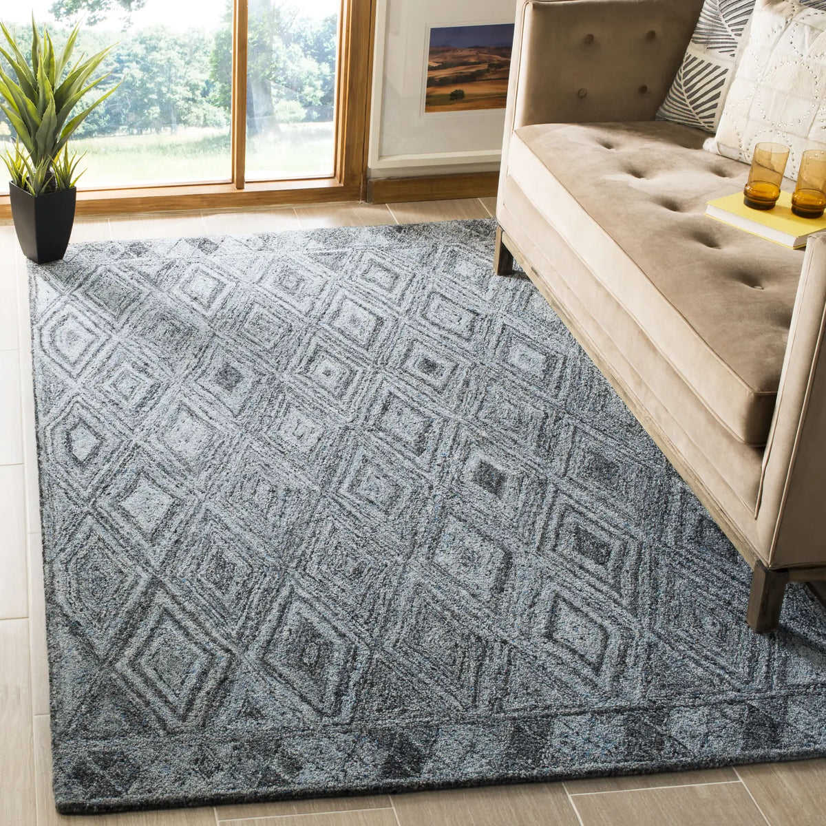 Safavieh Abstract 5'-0" x 8'-0" Rug in Blue / Black