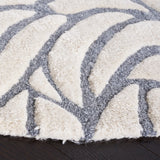 Safavieh Casablanca 7'-0" x 7'-0" Rug in Ivory / Grey