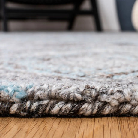Safavieh Abstract 4'-0" x 6'-0" Rug in Grey / Turquoise