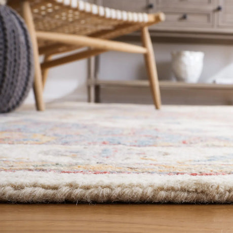 Safavieh Metro 4'-0" x 6'-0" Rug in Ivory / Rust