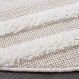 Safavieh Trends 5'-3" x 5'-3" Rug in Beige / Ivory