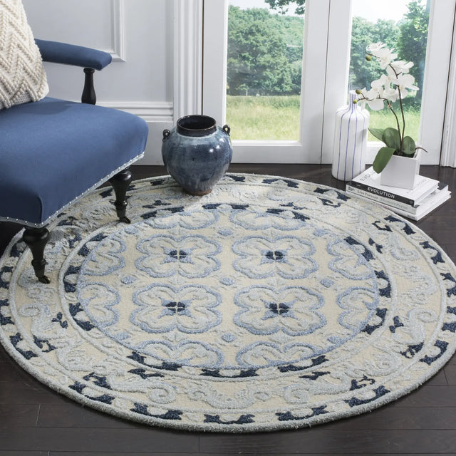 Safavieh Bella 5'-0" x 5'-0" Rug in Ivory / Blue