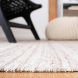 Safavieh Kilim 5'-0" x 8'-0" Rug in Ivory / Brown