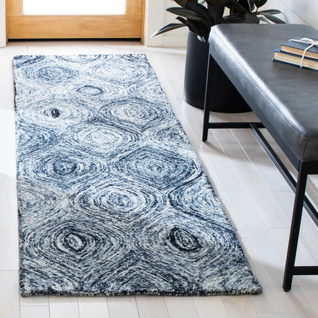 Safavieh Ikat 2'-3" x 8'-0" Rug in Grey
