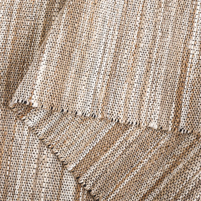 Safavieh Natural Fiber 4'-0" x 6'-0" Rug in Natural / Grey