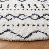 Safavieh Arizona Shag 5'-1" x 5'-1" Rug in Ivory / Slate