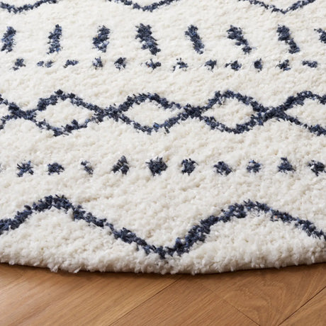 Safavieh Arizona Shag 5'-1" x 5'-1" Rug in Ivory / Slate