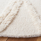 Safavieh Casablanca 6'-0" x 6'-0" Rug in Ivory / Brown