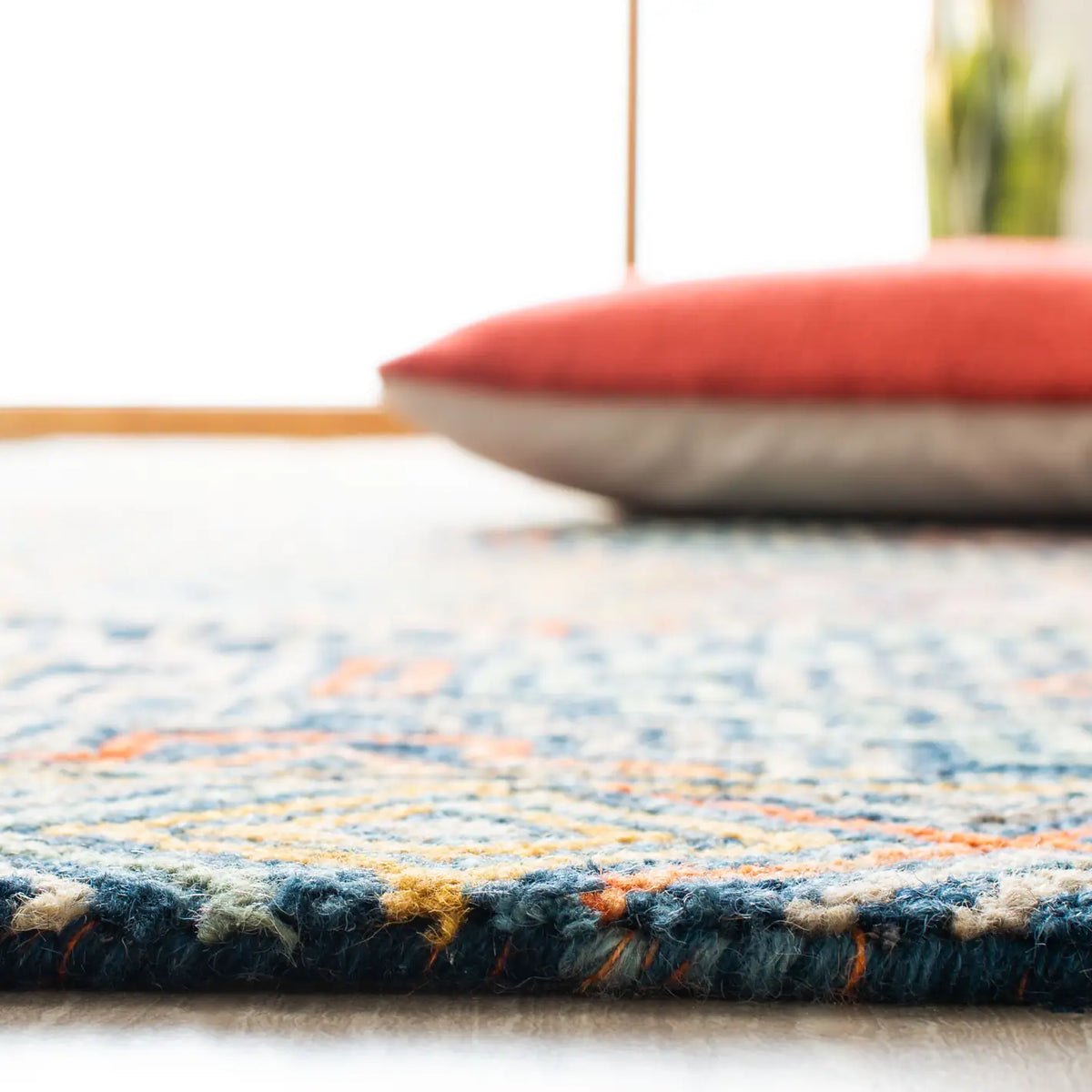 Safavieh Aspen 4'-0" x 6'-0" Rug in Blue / Gold
