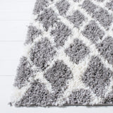 Safavieh Berber Shag 4'-5" x 6'-5" Rug in Light Grey / Cream