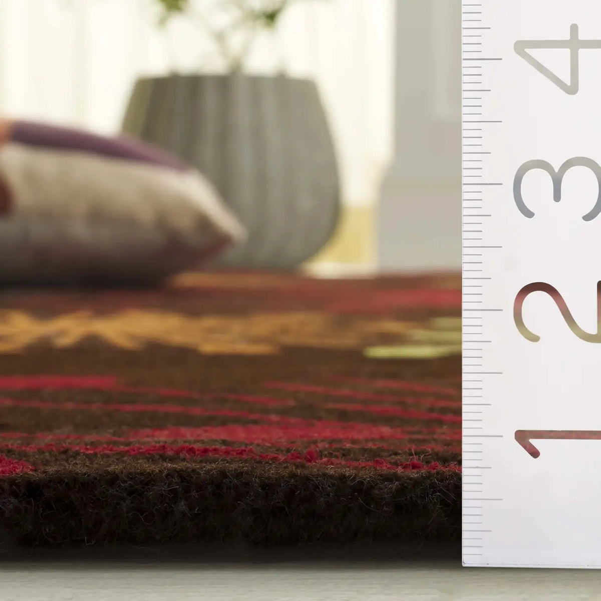 Safavieh Soho 3'-6" x 5'-6" Rug in Brown / Multi