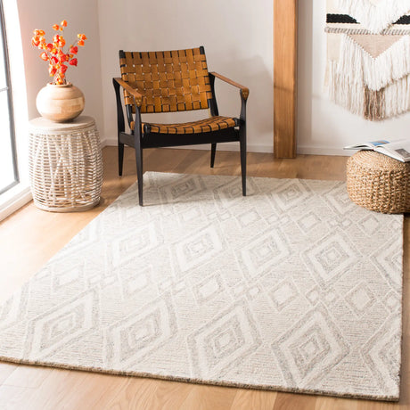 Safavieh Micro-Loop 5'-0" x 8'-0" Rug in Sage