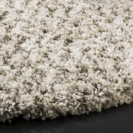 Safavieh Hudson Shag 5'-0" x 5'-0" Rug in Ivory / Grey