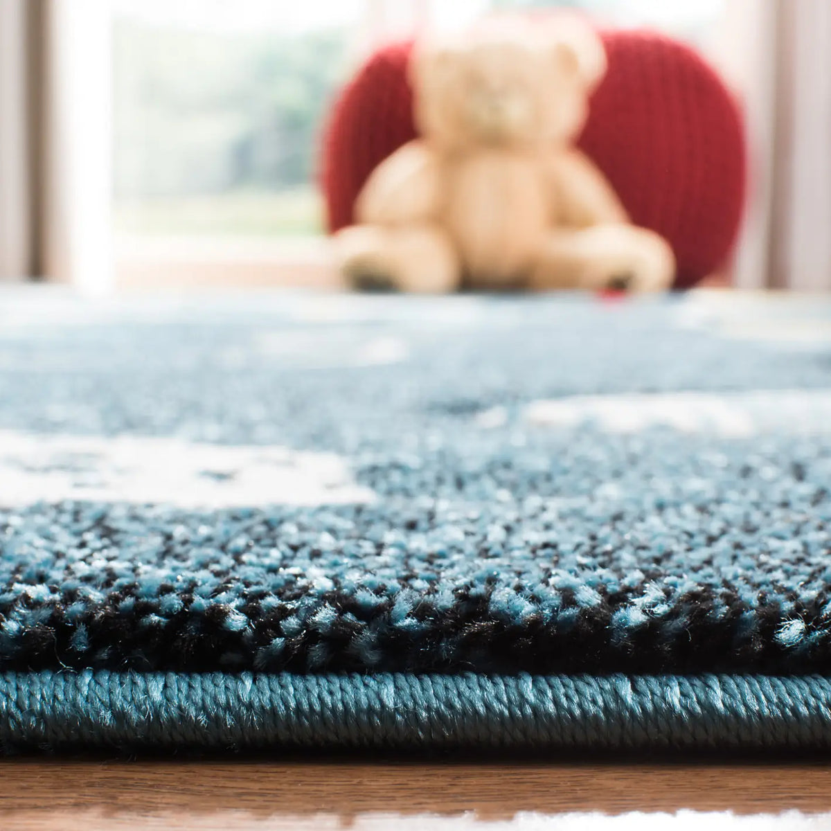 Safavieh Carousel Kids 100 4'-0" x 6'-0" Rug in Navy / Ivory