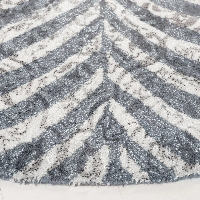 Safavieh Restoration Vintage 6'-0" x 6'-0" Rug in Grey / Ivory