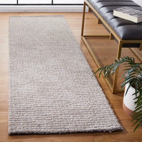 Safavieh Soho 2'-3" x 8'-0" Rug in Silver