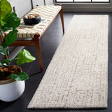 Safavieh Ebony 2'-3" x 9'-0" Rug in Grey / Ivory