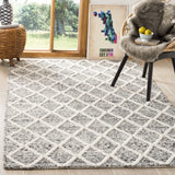 Safavieh Natura 5'-0" x 8'-0" Rug in Ivory / Black