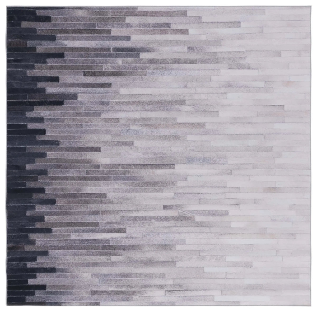 Safavieh Faux Hide 6'-0" x 6'-0" Rug in Ivory / Grey