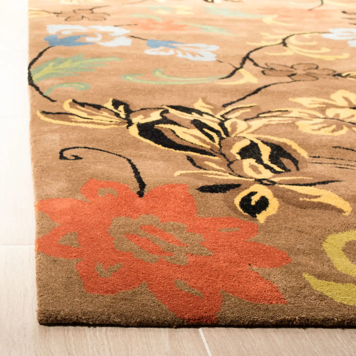 Safavieh Soho 3'-6" x 5'-6" Rug in Brown / Multi