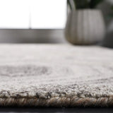 Safavieh Abstract 4'-0" x 6'-0" Rug in Natural / Grey