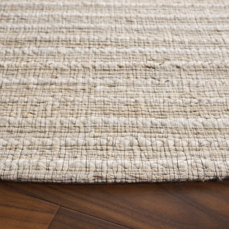 Safavieh Cape Cod 6'-0" x 6'-0" Rug in Bleach / Ivory