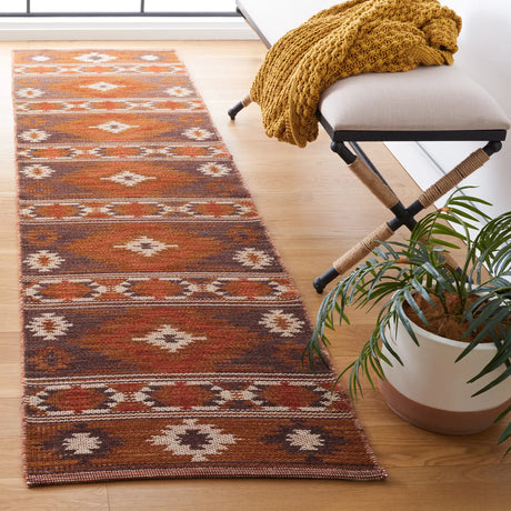 Safavieh Kilim 2'-3" x 9'-0" Rug in Brown / Dark Grey